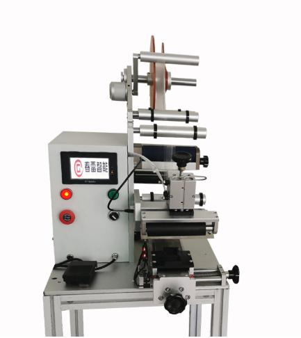 Practical application cases of semi-automatic flat roll labeling machine